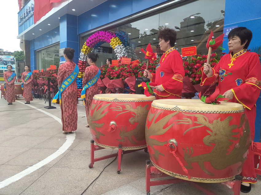 配圖 (3)_副本.jpg 配圖 (3)_副本.jpg